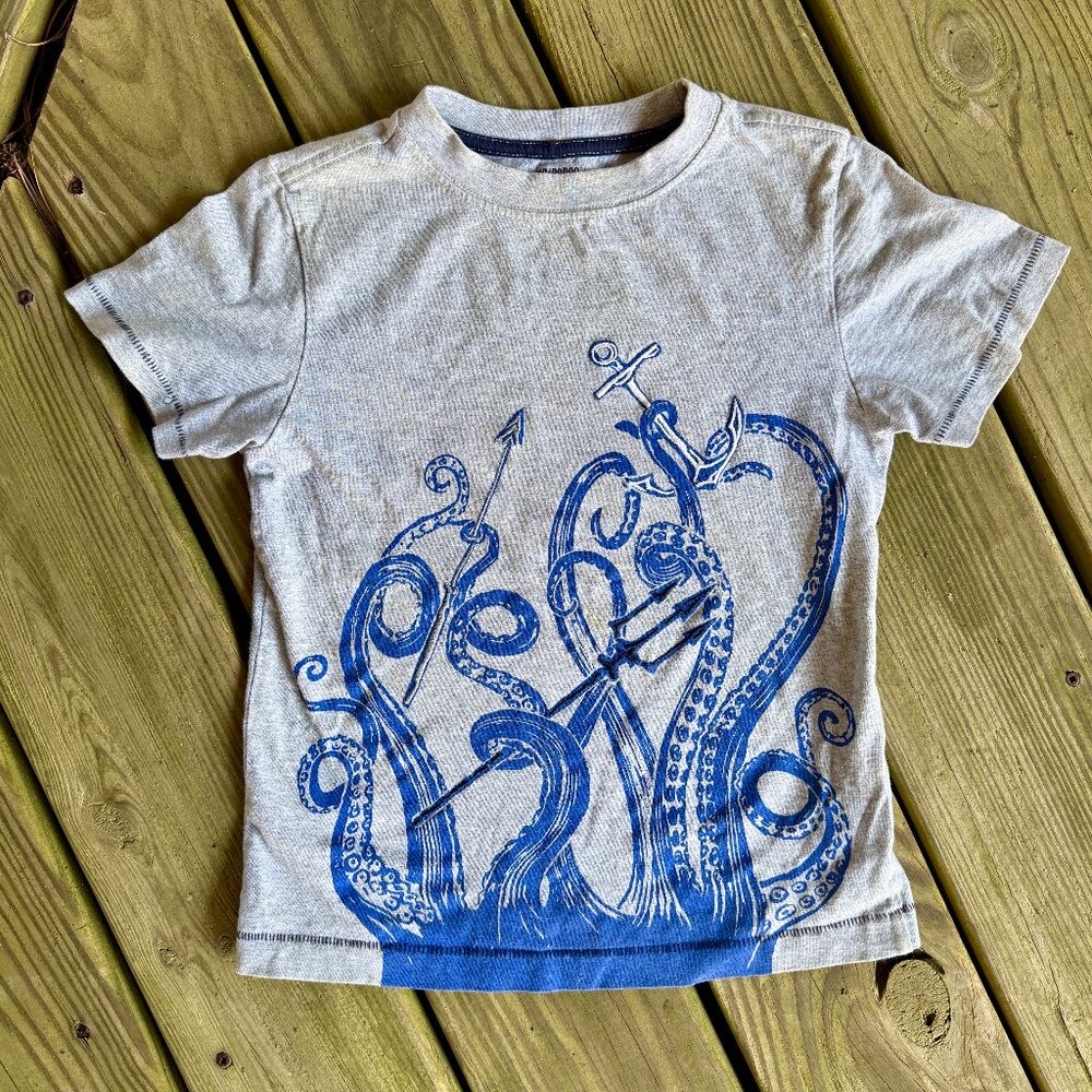 Gymboree Boys Size 6 Kraken Octopus Graphic Tee Gray Blue Back to School